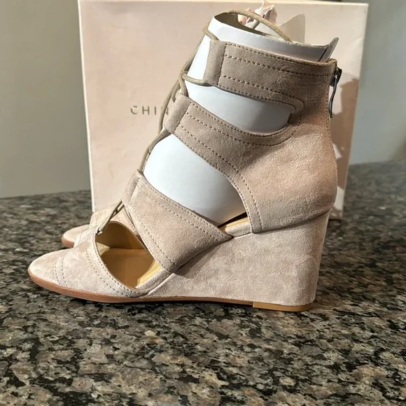 Chinese Laundry Raja Kid Suede lace wedge sandal NIB 9 - Picture 6 of 12